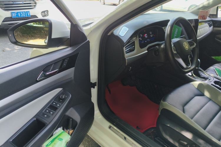 Used Volkswagen Bora 2023 300TSI DSG Prestige Edition Driver Seat