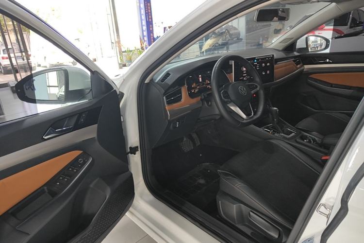 Used Volkswagen Bora 2023 200TSI DSG Smart Drive Version Driver Seat
