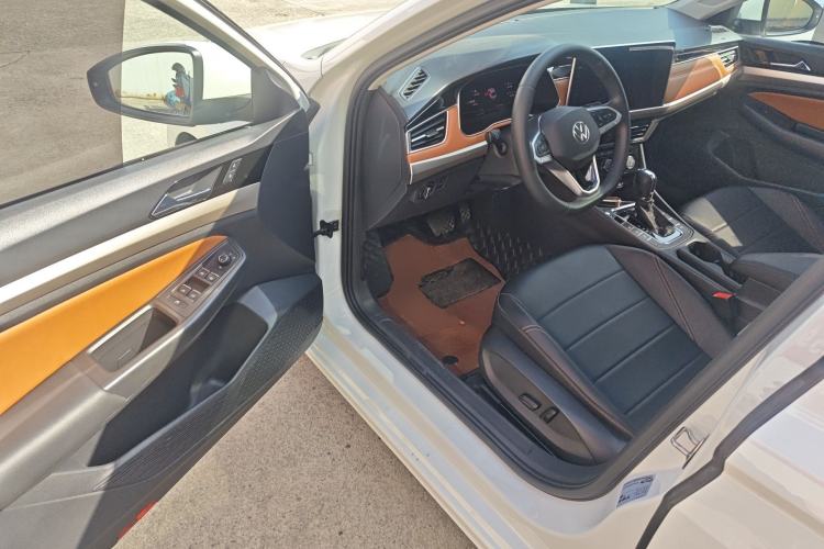 Used Volkswagen Bora 2023 200TSI DSG YueXing PRO Edition Driver Seat