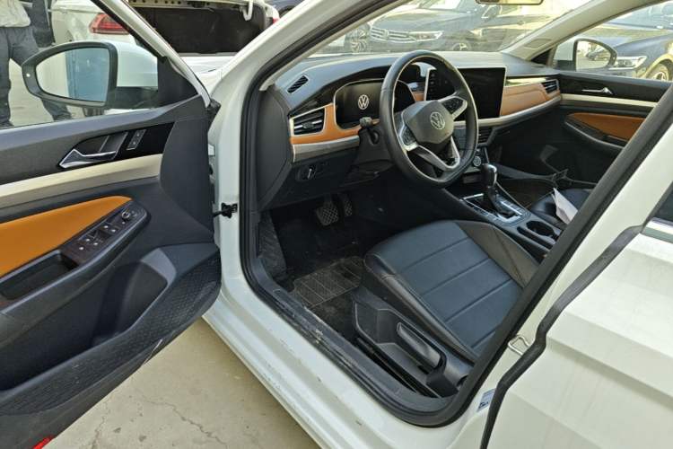 Used Volkswagen Bora 2023 200TSI DSG Enjoyment Edition Driver Seat