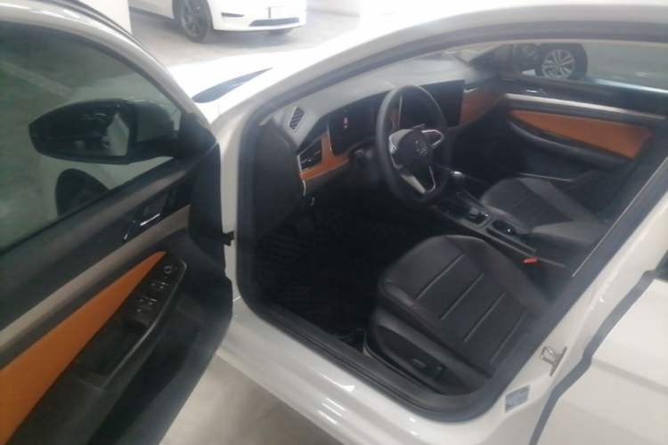 Used Volkswagen Bora 2023 200TSI DSG YueXing PRO Edition Driver Seat