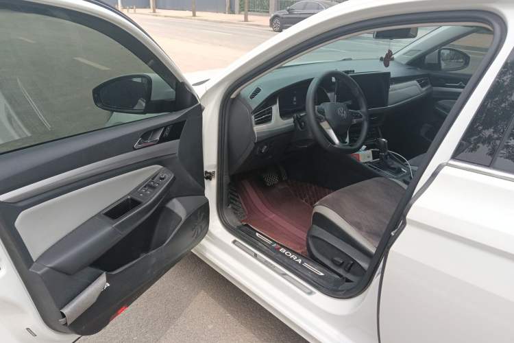 Used Volkswagen Bora 2023 300TSI DSG Prestige Edition Driver Seat