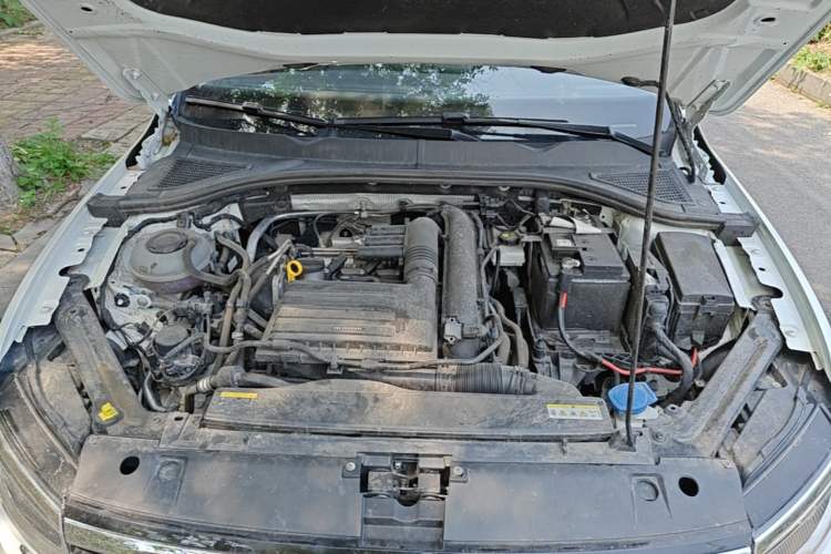 Used Volkswagen Bora 2023 200TSI DSG Enjoyment Edition Engine Bay