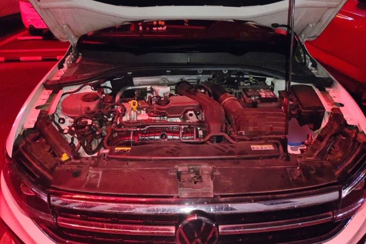 Used Volkswagen Bora 2023 300TSI DSG Prestige Edition Engine Bay
