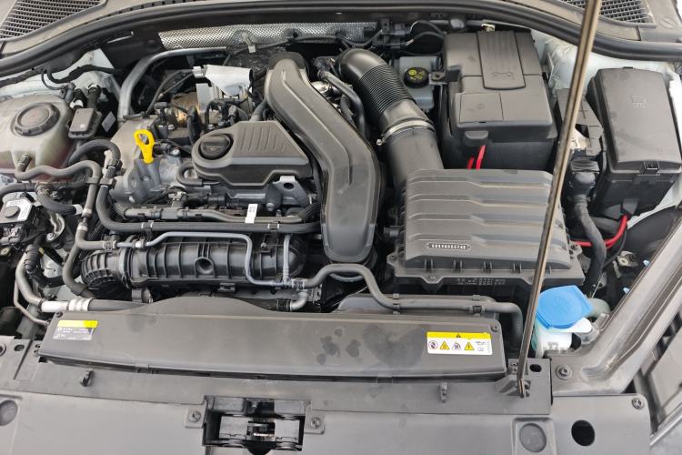 Used Volkswagen Bora 2023 300TSI DSG Prestige Edition Engine Bay