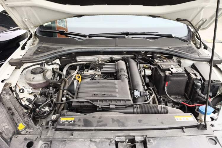 Used Volkswagen Bora 2023 200TSI DSG Comfort Edition Engine Bay