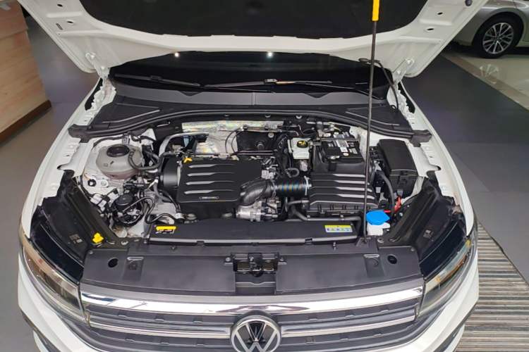 Used Volkswagen Bora 2023 1.5L Automatic Changer Limited Edition Engine Bay