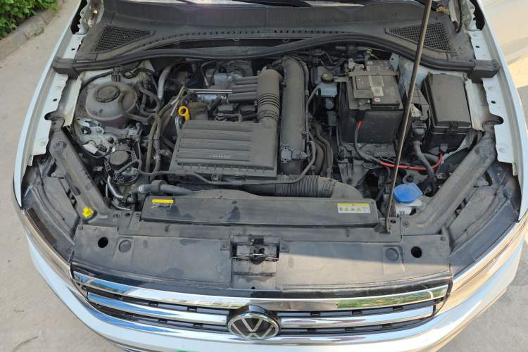 Used Volkswagen Bora 2023 Revised Version 200TSI DSG YueXing PRO Edition Engine Bay