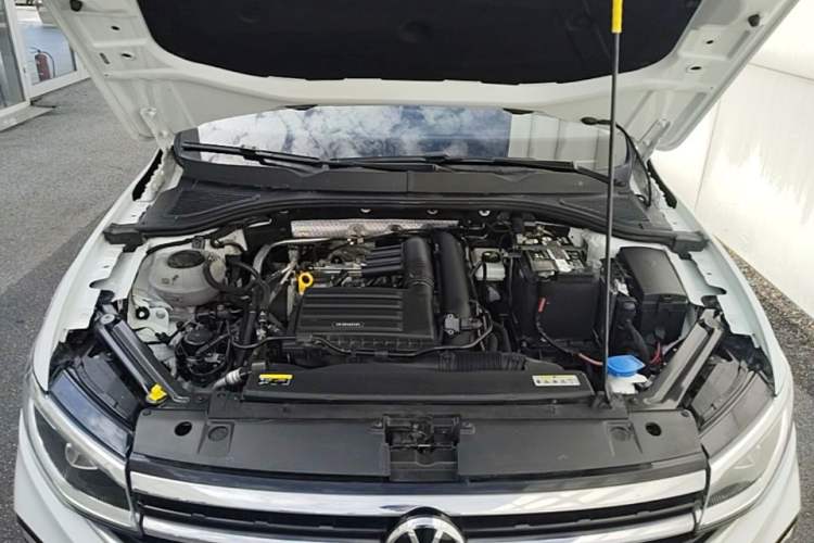 Used Volkswagen Bora 2023 200TSI DSG Enjoyment Edition Engine Bay