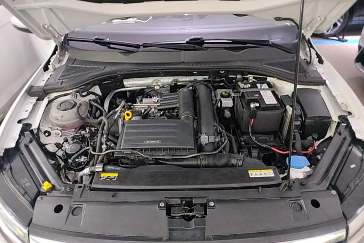 Used Volkswagen Bora 2023 200TSI DSG Comfort Edition Engine Bay