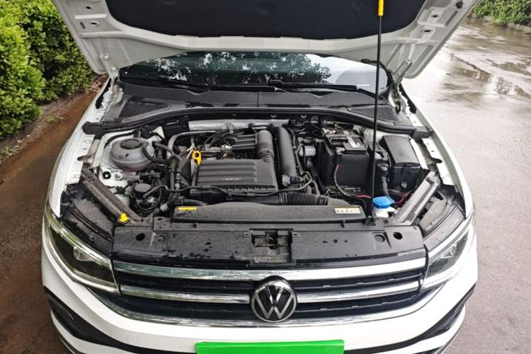 Used Volkswagen Bora 2023 200TSI DSG Enjoyment Edition Engine Bay