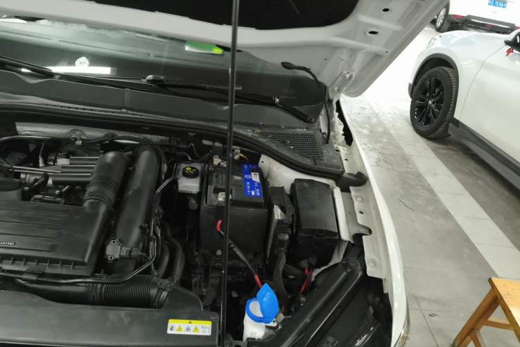 Used Volkswagen Bora 2023 200TSI DSG Comfort Edition Engine Bay Left
