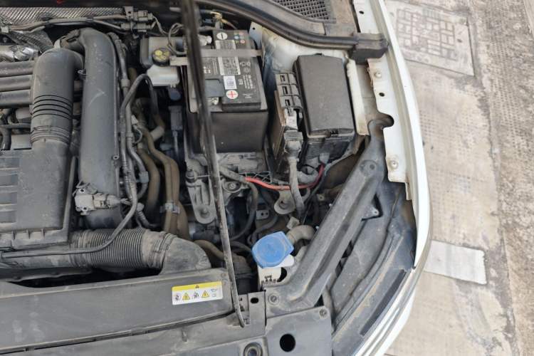Used Volkswagen Bora 2023 200TSI DSG Enjoyment Edition Engine Bay Left