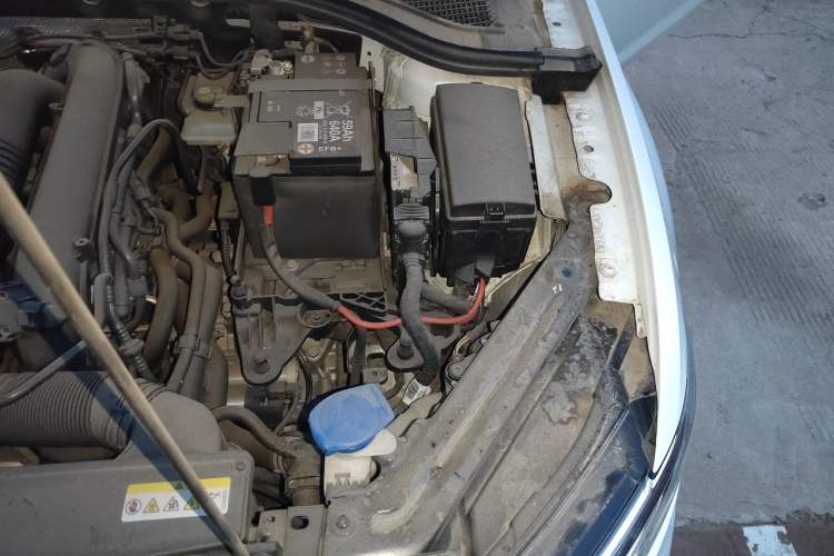 Used Volkswagen Bora 2023 200TSI DSG Comfort Edition Engine Bay Left