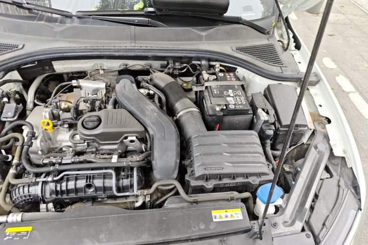 Used Volkswagen Bora 2023 300TSI DSG Prestige Edition Engine Bay Left