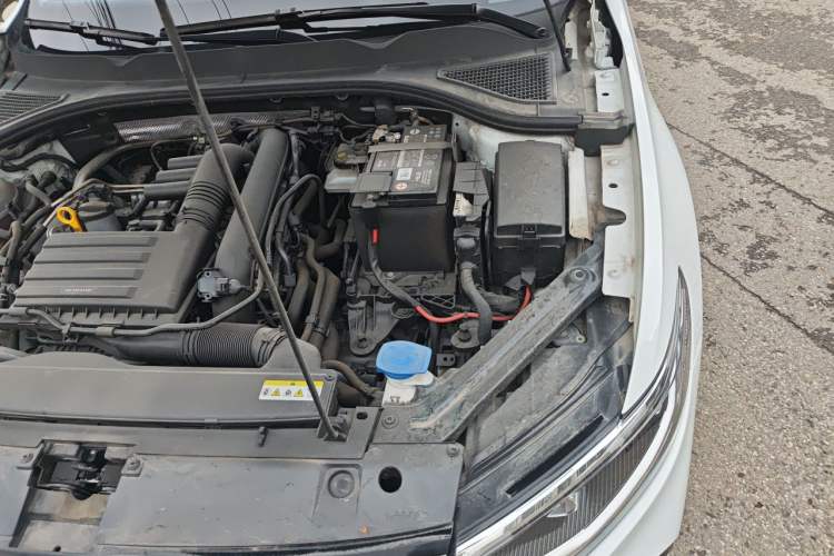 Used Volkswagen Bora 2023 200TSI DSG Smart Drive Version Engine Bay Left