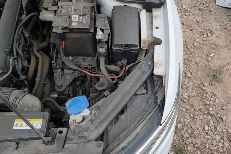 Used Volkswagen Bora 2023 280TSI DSG Comfort Edition Engine Bay Left