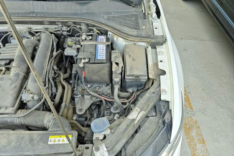 Used Volkswagen Bora 2023 200TSI DSG Enjoyment Edition Engine Bay Left