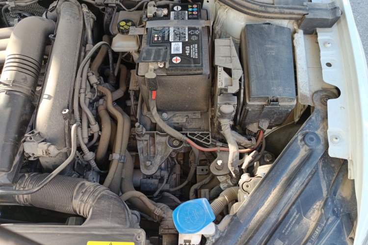 Used Volkswagen Bora 2023 200TSI DSG Comfort Edition Engine Bay Left