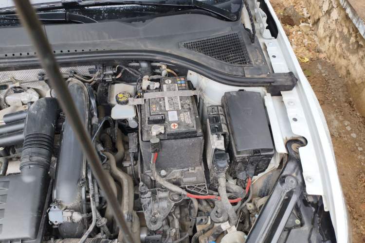 Used Volkswagen Bora 2023 200TSI DSG YueXing PRO Edition Engine Bay Left