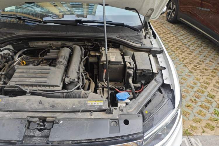 Used Volkswagen Bora 2023 280TSI DSG Prestige Edition Engine Bay Left