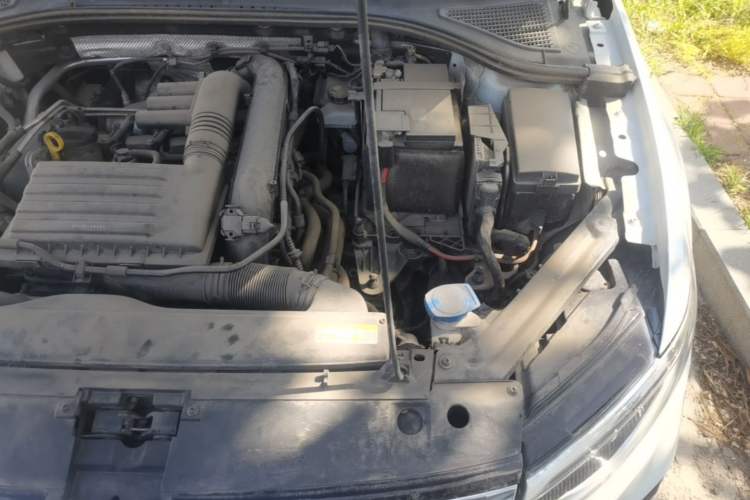 Used Volkswagen Bora 2023 200TSI DSG Enjoyment Edition Engine Bay Left