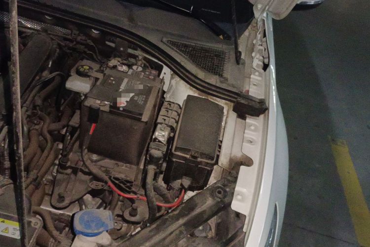 Used Volkswagen Bora 2023 200TSI DSG Smart Drive Version Engine Bay Left