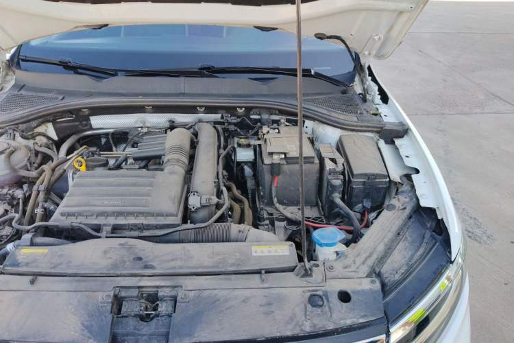 Used Volkswagen Bora 2023 200TSI DSG Comfort Edition Engine Bay Left