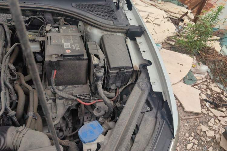 Used Volkswagen Bora 2023 280TSI DSG Prestige Edition Engine Bay Left