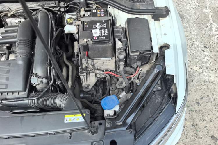 Used Volkswagen Bora 2023 200TSI DSG YueXing PRO Edition Engine Bay Left