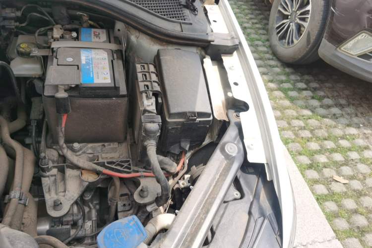 Used Volkswagen Bora 2023 200TSI DSG Enjoyment Edition Engine Bay Left