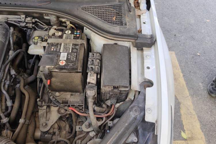 Used Volkswagen Bora 2023 200TSI DSG Enjoyment Edition Engine Bay Left