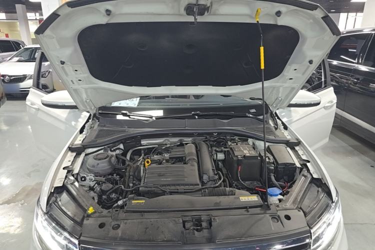 Used Volkswagen Bora 2023 200TSI DSG Comfort Edition Engine Bay