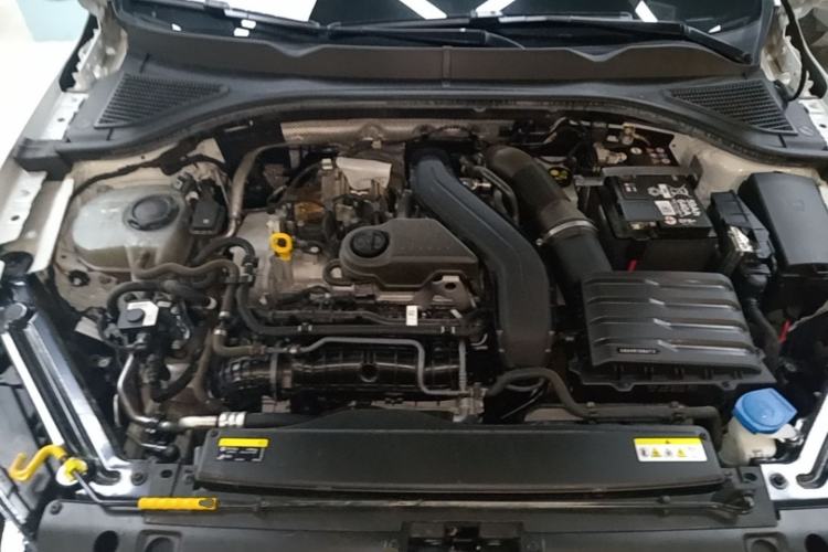 Used Volkswagen Bora 2023 300TSI DSG Prestige Edition Engine Bay