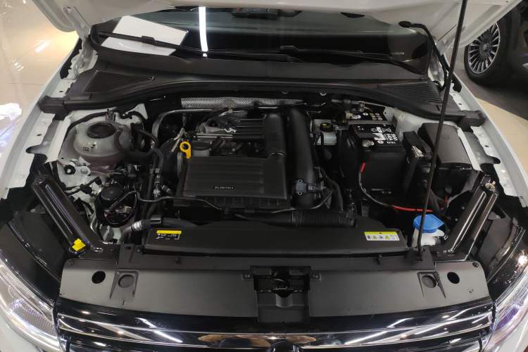 Used Volkswagen Bora 2023 200TSI DSG YueXing PRO Edition Engine Bay