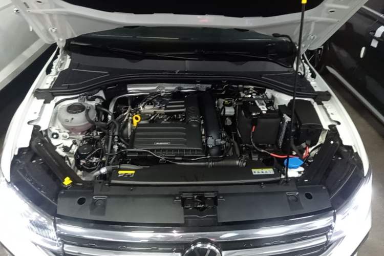 Used Volkswagen Bora 2023 200TSI DSG YueXing PRO Edition Engine Bay