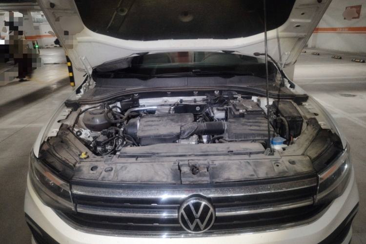 Used Volkswagen Bora 2023 1.5L Automatic Changer Limited Edition Engine Bay
