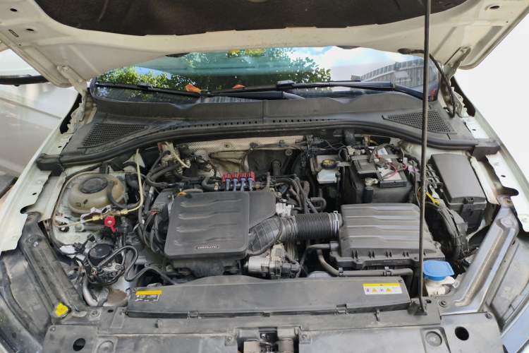 Used Volkswagen Bora 2023 1.5L Automatic Changer Limited Edition Engine Bay