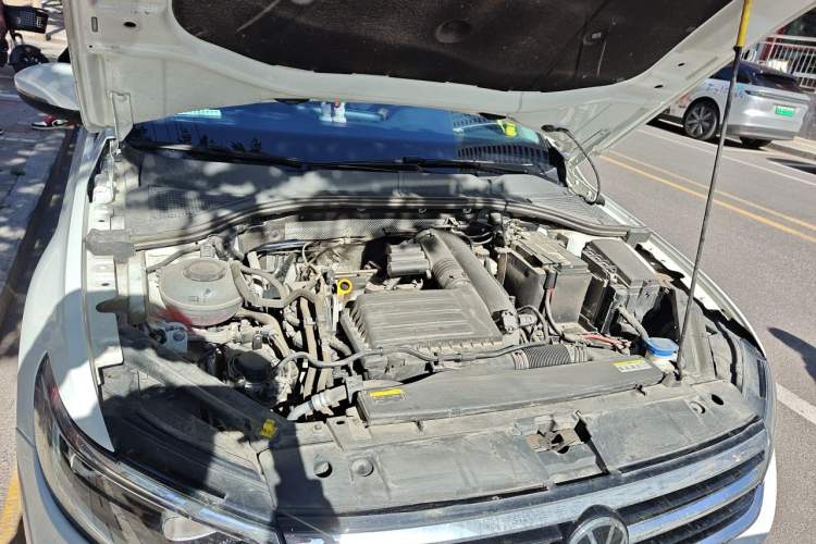 Used Volkswagen Bora 2023 200TSI DSG Smart Drive Version Engine Bay