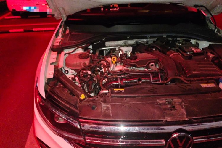 Used Volkswagen Bora 2023 300TSI DSG Prestige Edition Engine Bay Right