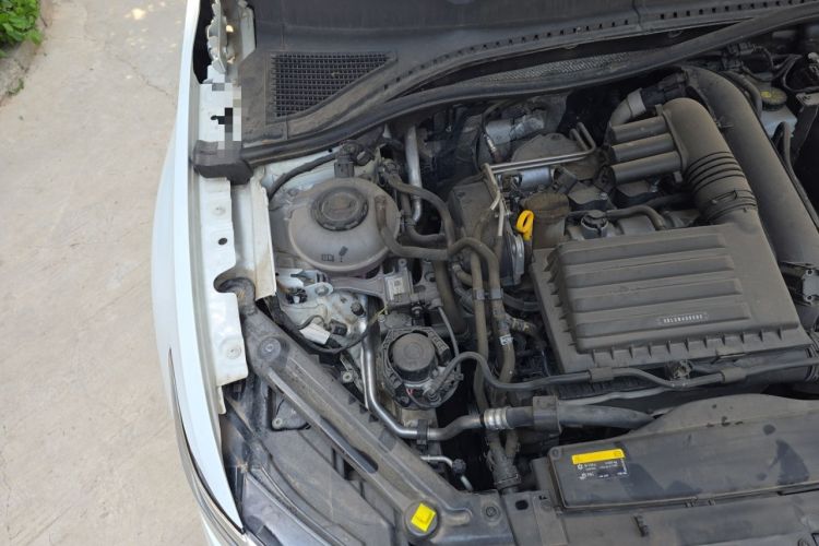 Used Volkswagen Bora 2023 Revised Version 200TSI DSG YueXing PRO Edition Engine Bay Right