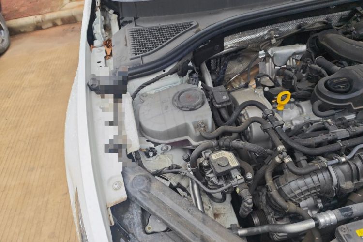 Used Volkswagen Bora 2023 300TSI DSG Prestige Edition Engine Bay Right