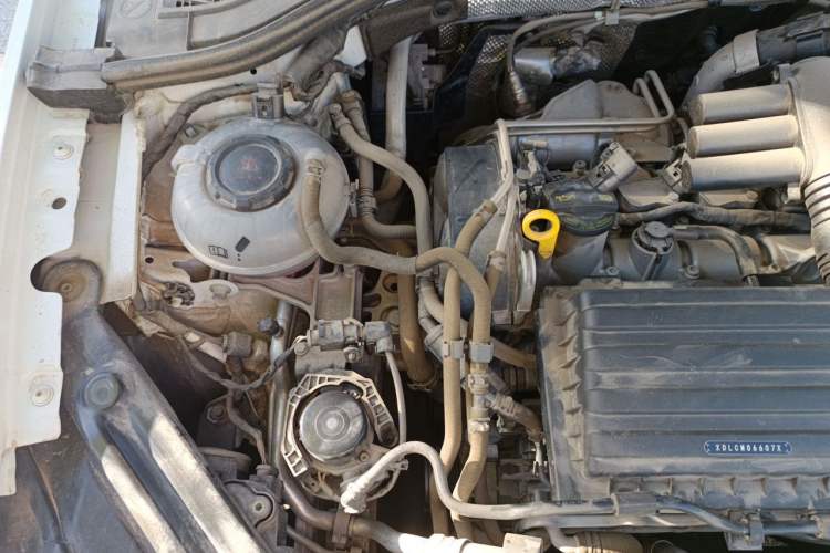 Used Volkswagen Bora 2023 200TSI DSG Comfort Edition Engine Bay Right