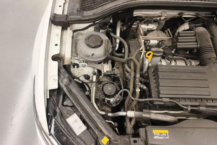 Used Volkswagen Bora 2023 200TSI DSG YueXing PRO Edition Engine Bay Right