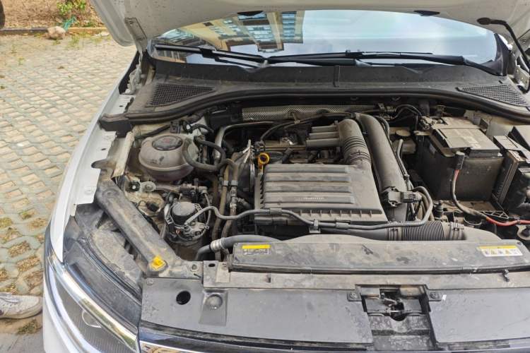 Used Volkswagen Bora 2023 280TSI DSG Prestige Edition Engine Bay Right