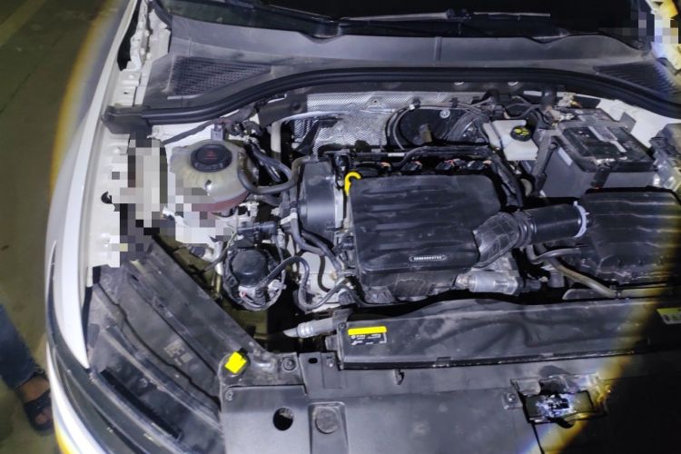 Used Volkswagen Bora 2023 1.5L Automatic Changer Limited Edition Engine Bay Right