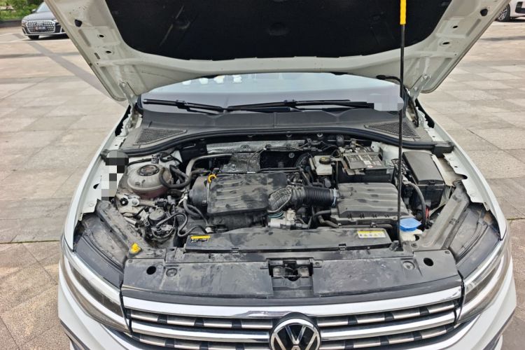 Used Volkswagen Bora 2023 1.5L Automatic Changer Limited Edition Engine Bay Right