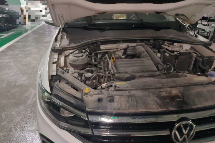 Used Volkswagen Bora 2023 280TSI DSG Prestige Edition Engine Bay Right