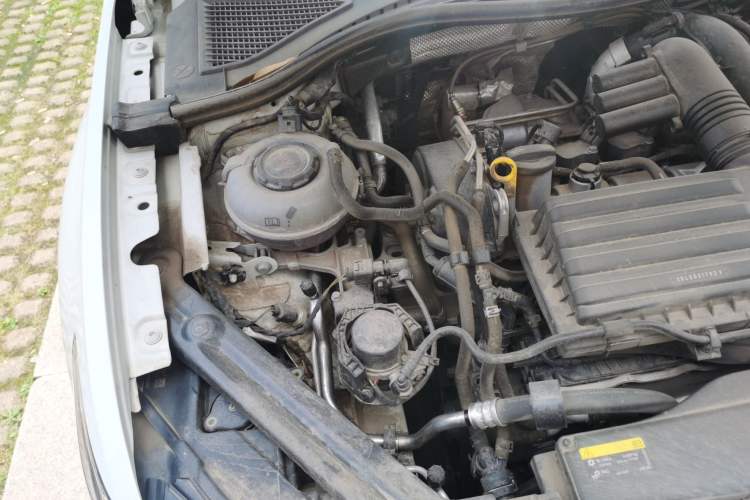 Used Volkswagen Bora 2023 200TSI DSG Enjoyment Edition Engine Bay Right