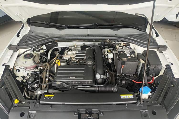 Used Volkswagen Bora 2023 200TSI DSG Enjoyment Edition Engine Bay